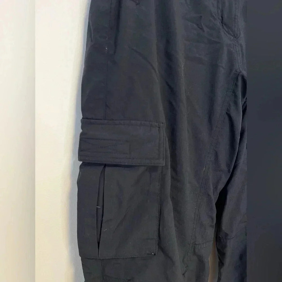 Obermeyer women’s snow pants , sz 6 - Picture 9 of 12